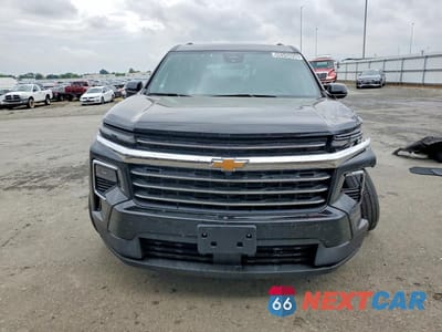 Piąte zdjęcie samochodu w środku: 2025 CHEVROLET TRAVERSE LT VIN:1GNEVGRS4SJ265268 - miniatura