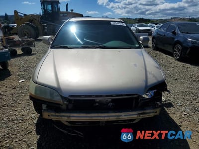 Piąte zdjęcie samochodu w środku: 2002 HONDA ACCORD EX VIN:1HGCG165X2A003732 - miniatura