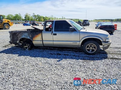Czwarte zdjęcie samochodu z boku: 2000 CHEV S TRUCK VIN:1GCCS1958Y8264320 - miniatura