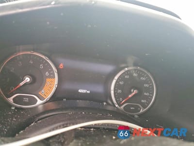Zdjęcie 9 z 13 samochodu: 2020 JEEP RENEGADE LATITUDE VIN:ZACNJBB18LPL93228 - miniatura