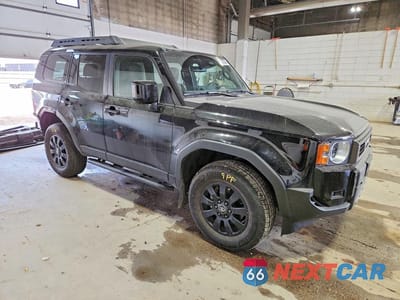 Czwarte zdjęcie samochodu z boku: 2024 TOYOTA LAND CRUISER FIRST EDITION VIN:JTEABFAJ1RK000613 - miniatura