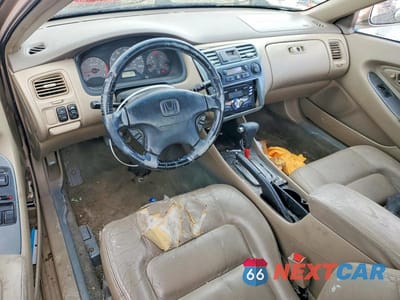 Zdjęcie 8 z 12 samochodu: 2001 HONDA ACCORD EX VIN:1HGCG22591A001349 - miniatura