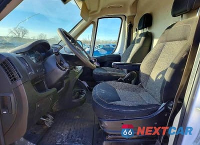 Zdjęcie 7 z 12 samochodu: 2015 RAM PROMASTER 2500 2500 HIGH VIN:3C6TRVDG5FE501142 - miniatura