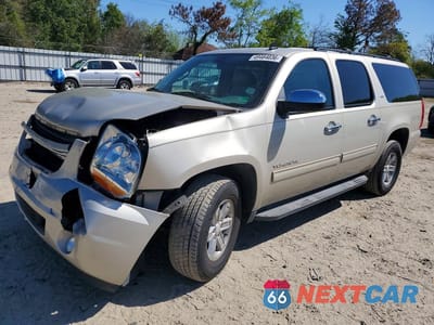 2014 GMC YUKON 1GKS1KE09ER117870 - główne zdjęcie licytacji z USA - miniatura