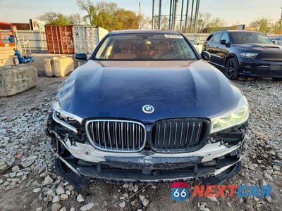 Piąte zdjęcie samochodu w środku: 2016 BMW 750 XI VIN:WBA7F2C5XGG417172 - miniatura