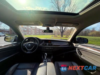 Zdjęcie 9 z 10 samochodu: 2013 BMW X6 XDRIVE35I VIN:5UXFG2C59DL787915 - miniatura