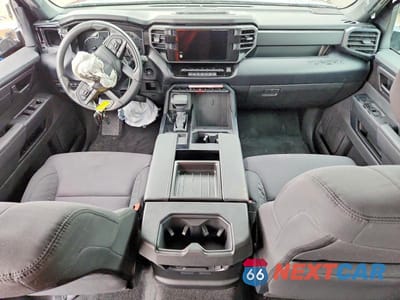 Zdjęcie 8 z 11 samochodu: 2026 TOYOTA TUNDRA SR VIN:5TFKB5DB0TX345567 - miniatura