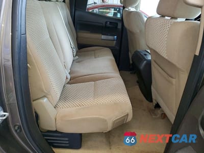 Zdjęcie 10 z 12 samochodu: 2010 TOYOTA TUNDRA DOUBLE CAB SR5 VIN:5TFUM5F12AX011027 - miniatura