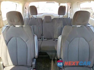 Zdjęcie 10 z 13 samochodu: 2018 CHRYSLER PACIFICA TOURING VIN:2C4RC1DG3JR293900 - miniatura