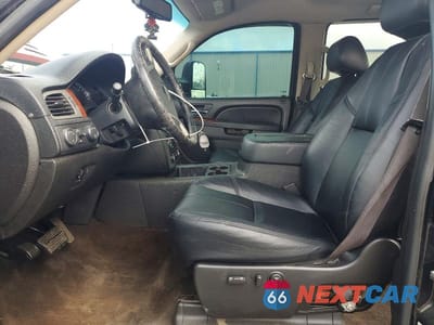 Zdjęcie 7 z 11 samochodu: 2012 GMC SIERRA K2500 SLT VIN:1GT121E88CF138423 - miniatura