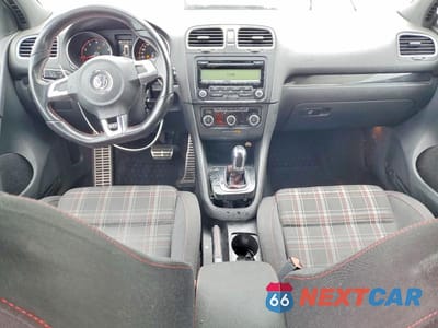 Zdjęcie 8 z 12 samochodu: 2011 VOLKSWAGEN GTI VIN:WVWHD7AJ6BW187834 - miniatura