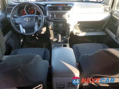 Zdjęcie 8 z 12 samochodu: 2010 TOYOTA 4RUNNER TRAIL VIN:JTEBU5JR0A5015749 - miniatura