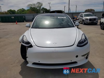 Piąte zdjęcie samochodu w środku: 2021 TESLA MODEL 3 VIN:5YJ3E1EB2MF855157 - miniatura