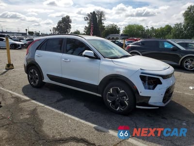 Czwarte zdjęcie samochodu z boku: 2023 KIA NIRO EV WAVE VIN:KNDCT3L13P5029452 - miniatura