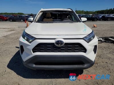 Piąte zdjęcie samochodu w środku: 2023 TOYOTA RAV4 XLE VIN:2T3W1RFV6PC239817 - miniatura