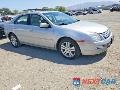 Czwarte zdjęcie samochodu z boku: 2008 FORD FUSION SEL VIN:3FAHP08198R146085 - miniatura