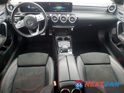 Zdjęcie 8 z 12 samochodu: 2021 MERCEDES-BENZ CLA 250 VIN:W1K5J4GB0MN211005 - miniatura