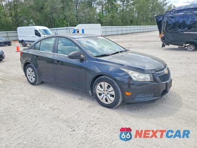 Czwarte zdjęcie samochodu z boku: 2012 CHEVROLET CRUZE LS VIN:1G1PC5SH4C7249010 - miniatura