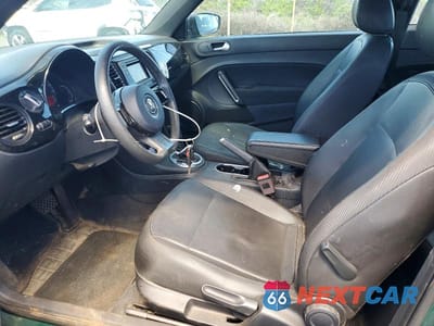 Zdjęcie 7 z 13 samochodu: 2017 VOLKSWAGEN BEETLE 1.8T VIN:3VWF17AT7HM618625 - miniatura