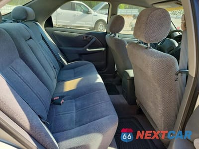 Zdjęcie 10 z 12 samochodu: 2000 TOYOTA CAMRY LE VIN:JT2BG22K8Y0474295 - miniatura