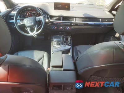 Zdjęcie 8 z 13 samochodu: 2017 AUDI Q7 PREMIUM PLUS VIN:WA1LAAF73HD051978 - miniatura