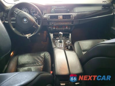 Zdjęcie 8 z 12 samochodu: 2013 BMW 528 XI VIN:WBAXH5C55DD108413 - miniatura