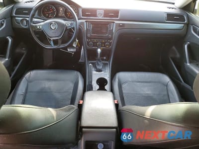 Zdjęcie 8 z 12 samochodu: 2017 VOLKSWAGEN PASSAT R-LINE VIN:1VWDT7A30HC015874 - miniatura