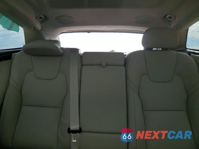 Zdjęcie 10 z 13 samochodu: 2023 VOLVO XC60 ULTIMATE VIN:YV4L12RA7P1319270 - miniatura