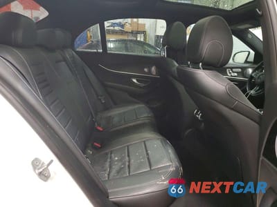 Zdjęcie 10 z 12 samochodu: 2018 MERCEDES-BENZ E 400 4MATIC VIN:WDDZF6GB4JA465480 - miniatura