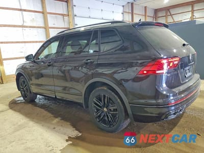 Drugie zdjęcie samochodu z przodu: 2022 VOLKSWAGEN TIGUAN SE R-LINE BLACK VIN:3VV8B7AX5NM083027 - miniatura