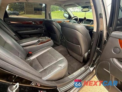 Zdjęcie 6 z 10 samochodu: 2014 HYUNDAI EQUUS SIGNATURE VIN:KMHGH4JH1EU080178 - miniatura