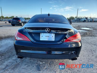 Zdjęcie 6 z 12 samochodu: 2014 MERCEDES-BENZ CLA 250 VIN:WDDSJ4EBXEN104213 - miniatura