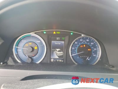 Zdjęcie 9 z 11 samochodu: 2015 TOYOTA CAMRY HYBRID LE VIN:4T1BD1FK6FU151319 - miniatura