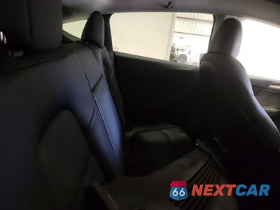 Zdjęcie 10 z 12 samochodu: 2023 TESLA MODEL Y VIN:7SAYGAEE6PF797281 - miniatura