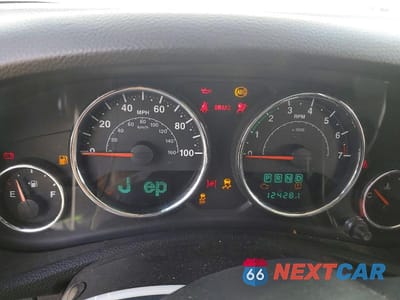 Zdjęcie 9 z 13 samochodu: 2013 JEEP WRANGLER UNLIMITED SPORT VIN:1C4HJWDG4DL553961 - miniatura
