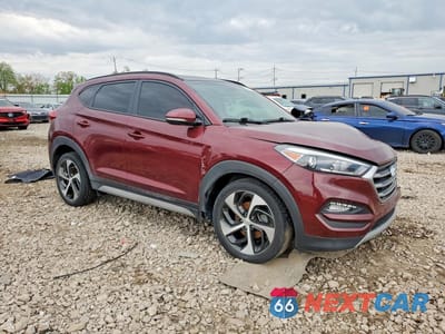 Czwarte zdjęcie samochodu z boku: 2018 HYUNDAI TUCSON VALUE VIN:KM8J33A25JU633077 - miniatura