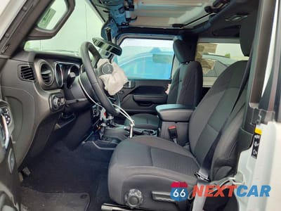 Zdjęcie 7 z 13 samochodu: 2023 JEEP WRANGLER SPORT VIN:1C4HJXAG8PW558660 - miniatura
