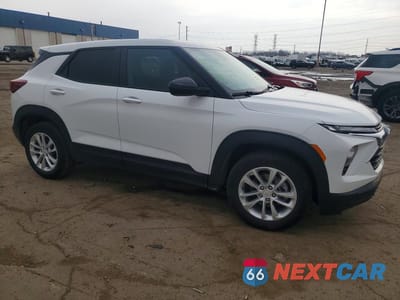 Czwarte zdjęcie samochodu z boku: 2024 CHEVROLET TRAILBLAZER LS VIN:KL79MMSL7RB166752 - miniatura
