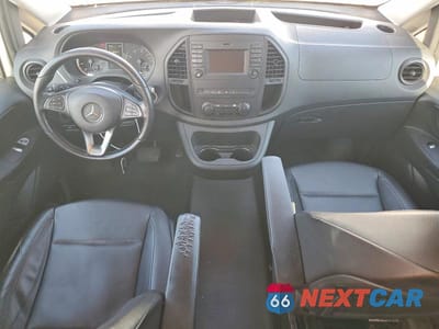 Zdjęcie 8 z 13 samochodu: 2019 MERCEDES BENZ METRIS VIN:WD4PG2EE7K3516678 - miniatura