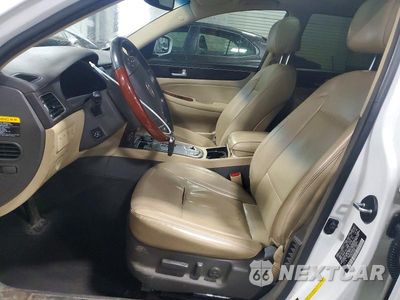 Zdjęcie 7 z 12 samochodu: 2012 HYUNDAI GENESIS 5.0L VIN:KMHGC4DH6CU185922 - miniatura