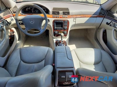 Zdjęcie 8 z 12 samochodu: 2002 MERCEDES-BENZ S 55 AMG VIN:WDBNG73J72A229270 - miniatura