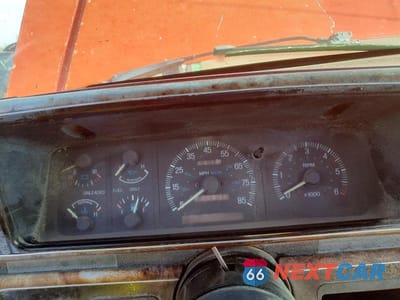 Zdjęcie 9 z 12 samochodu: 1987 FORD F150 VIN:1FTEF14Y4HKA39295 - miniatura