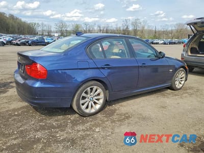 Trzecie zdjęcie samochodu z tyłu: 2011 BMW 328 XI SULEV VIN:WBAPK5C58BF127556 - miniatura