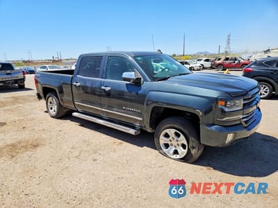 Czwarte zdjęcie samochodu z boku: 2017 CHEVROLET SILVERADO K1500 LTZ VIN:3GCUKSEC7HG266004 - miniatura