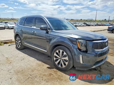 Czwarte zdjęcie samochodu z boku: 2020 KIA TELLURIDE S VIN:5XYP64HC5LG027051 - miniatura