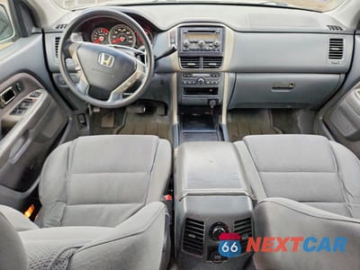 Zdjęcie 8 z 13 samochodu: 2008 HONDA PILOT EX VIN:5FNYF18408B006165 - miniatura