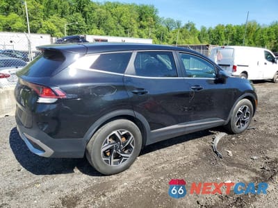 Trzecie zdjęcie samochodu z tyłu: 2024 KIA SPORTAGE LX VIN:KNDPU3DF2R7269477 - miniatura