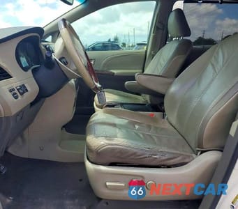 Zdjęcie 7 z 12 samochodu: 2011 TOYOTA SIENNA LIMITED 7-PASSENGER VIN:5TDYK3DC9BS017723 - miniatura