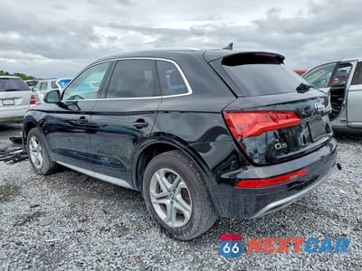 Drugie zdjęcie samochodu z przodu: 2019 AUDI Q5 PREMIUM VIN:WA1ANAFY5K2098971 - miniatura