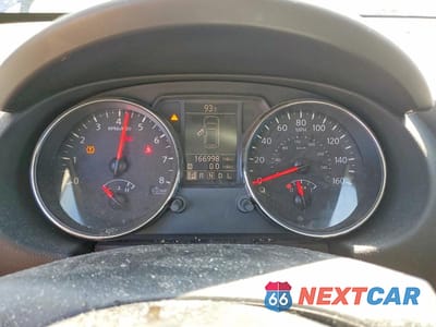 Zdjęcie 9 z 11 samochodu: 2011 NISSAN ROGUE S VIN:JN8AS5MV2BW311046 - miniatura